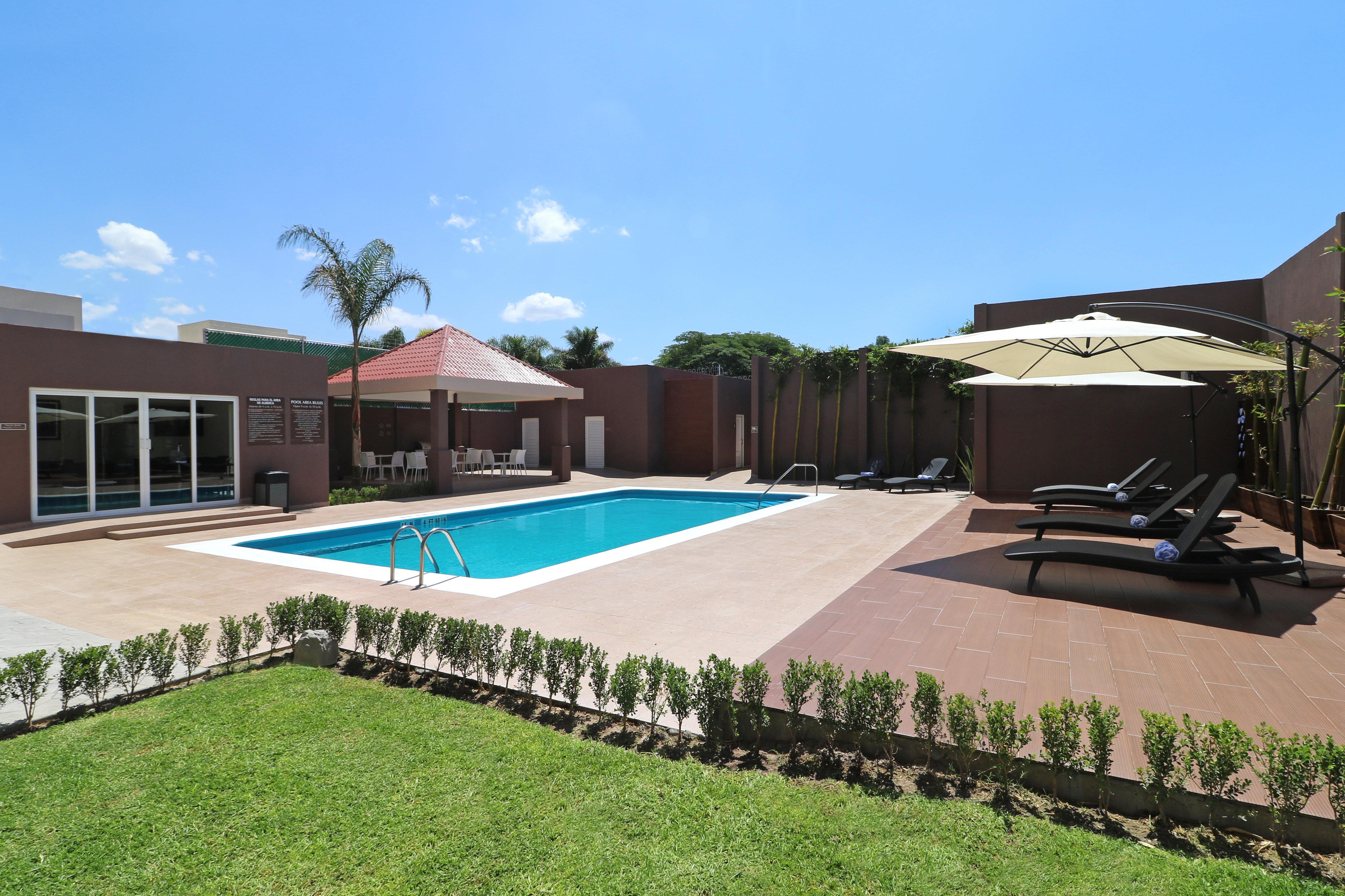 Candlewood Suites Celaya Celaya  Exterior photo